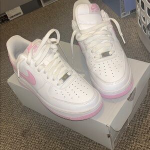 Nike White and Pink Sneakers